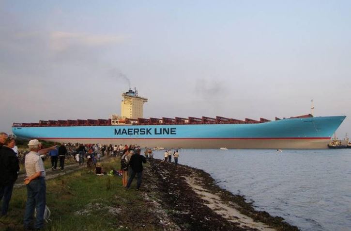 Monster container ship#01